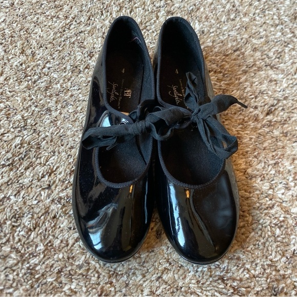 ABT American Ballet Theatre Spotlights kids 4 Black Patent Leather Tap Shoes - Picture 2 of 6